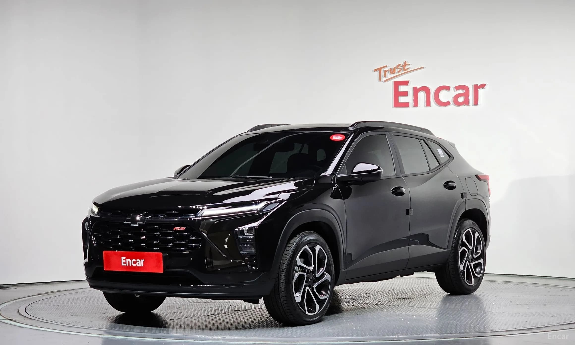 Trax Crossover