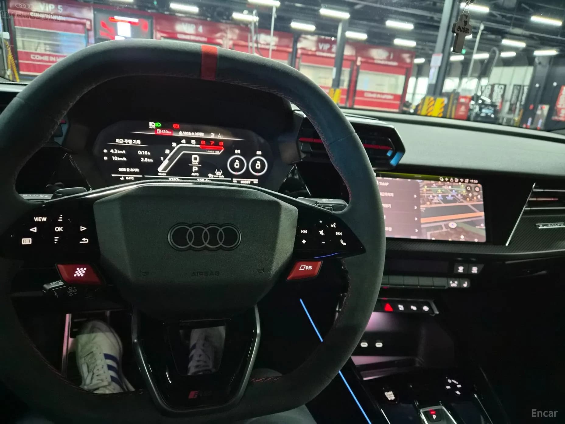 RS3 (8Y)