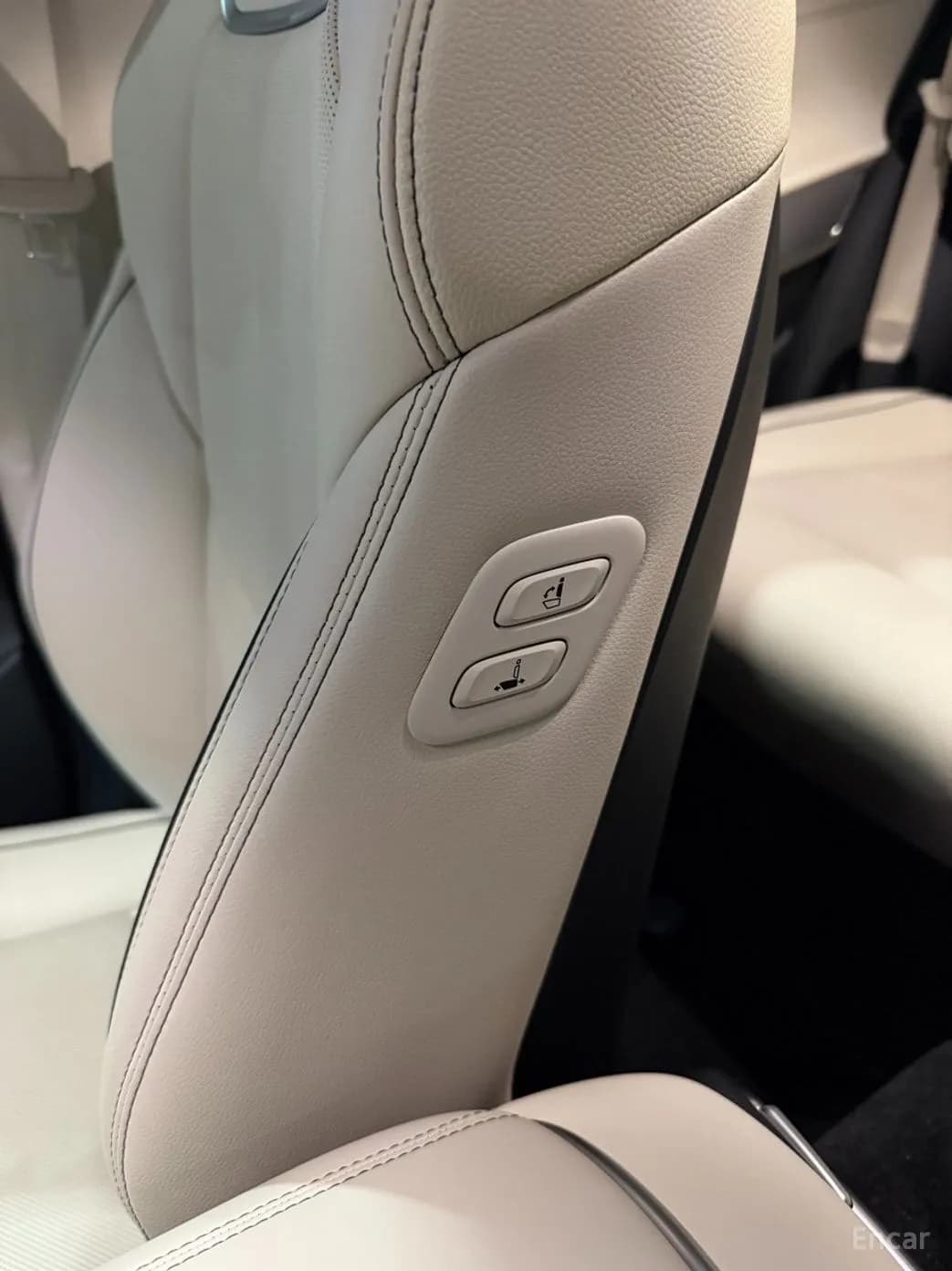 GV70
