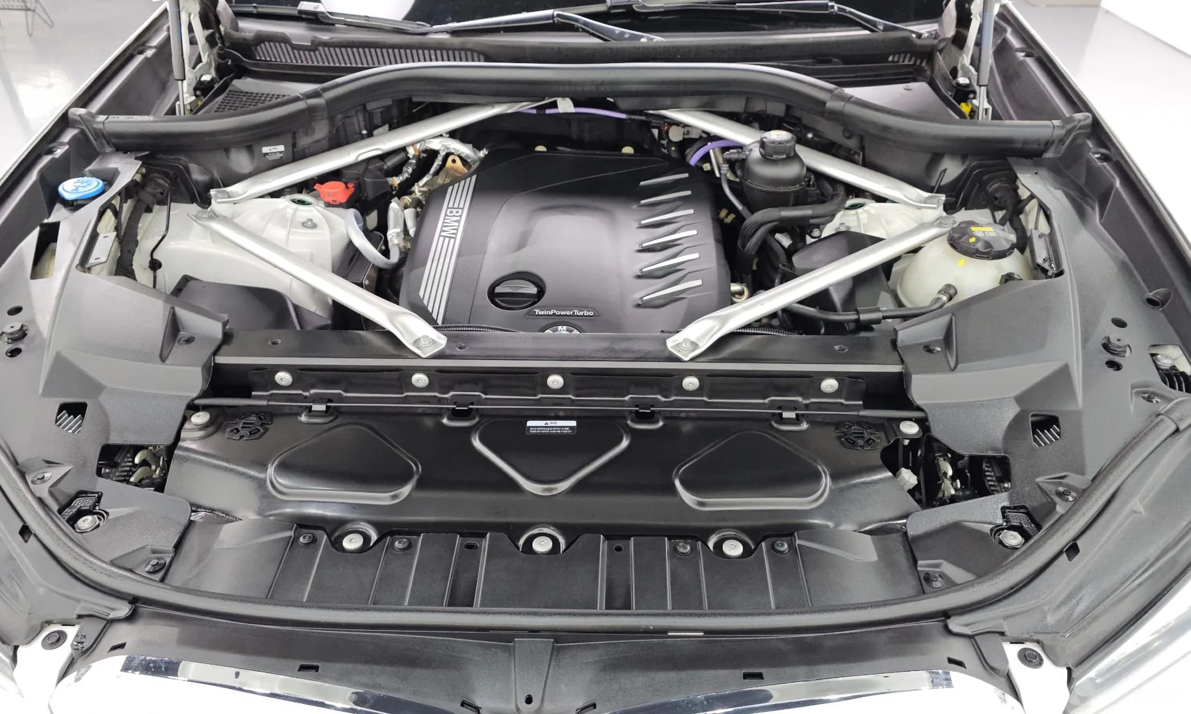 X5 (G05)