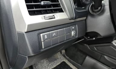 Rexton Sports Khan