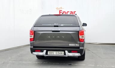 Rexton Sports Khan