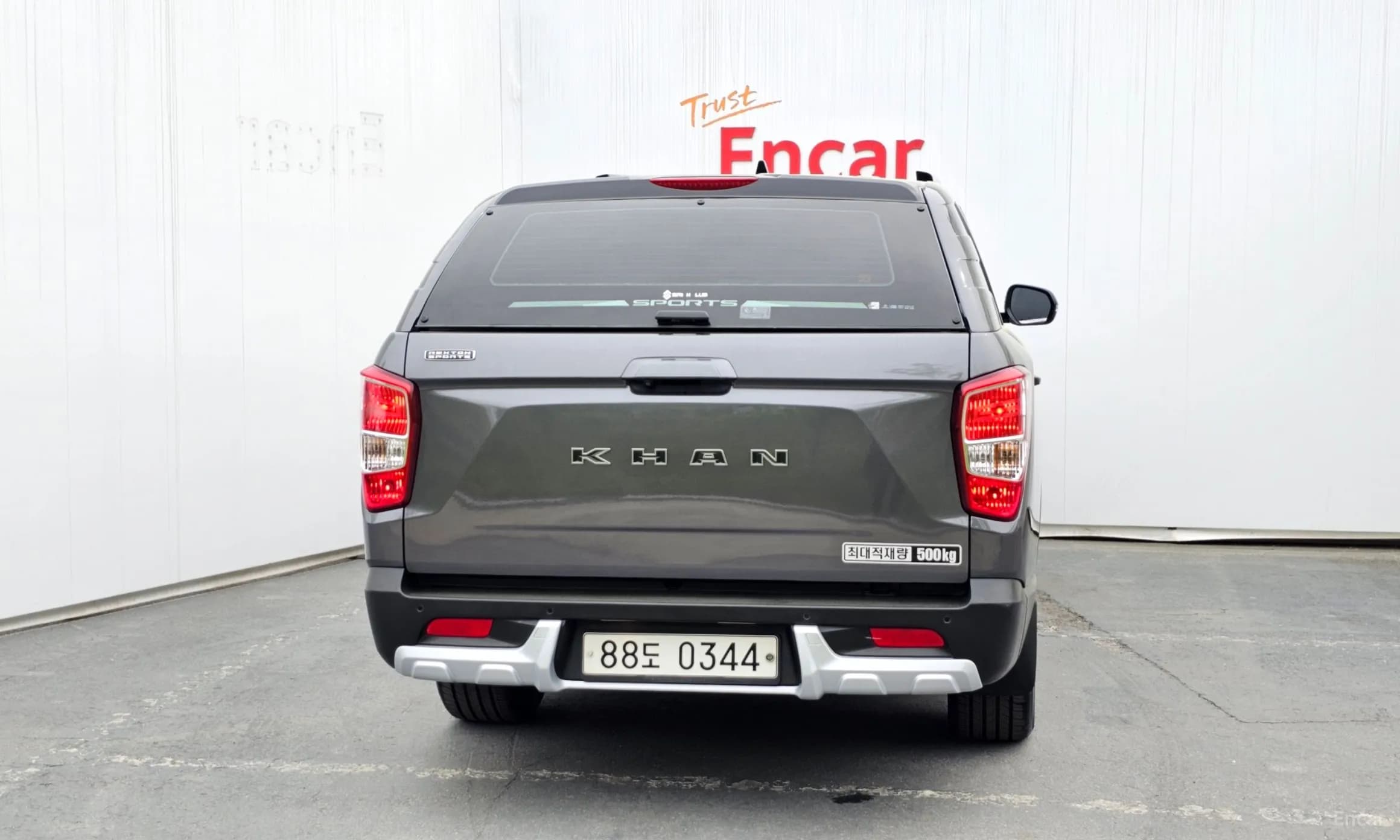 Rexton Sports Khan