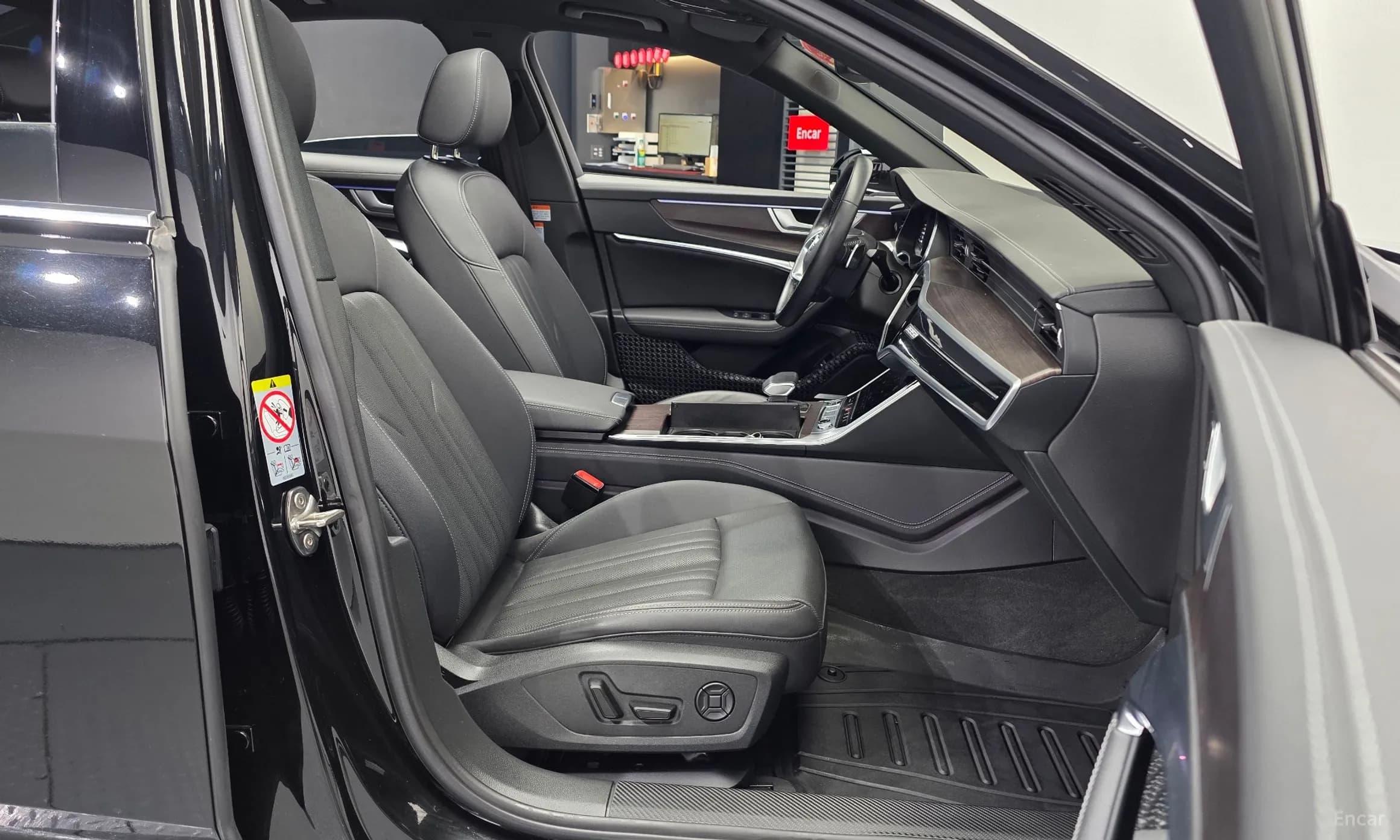 A6 (C8)