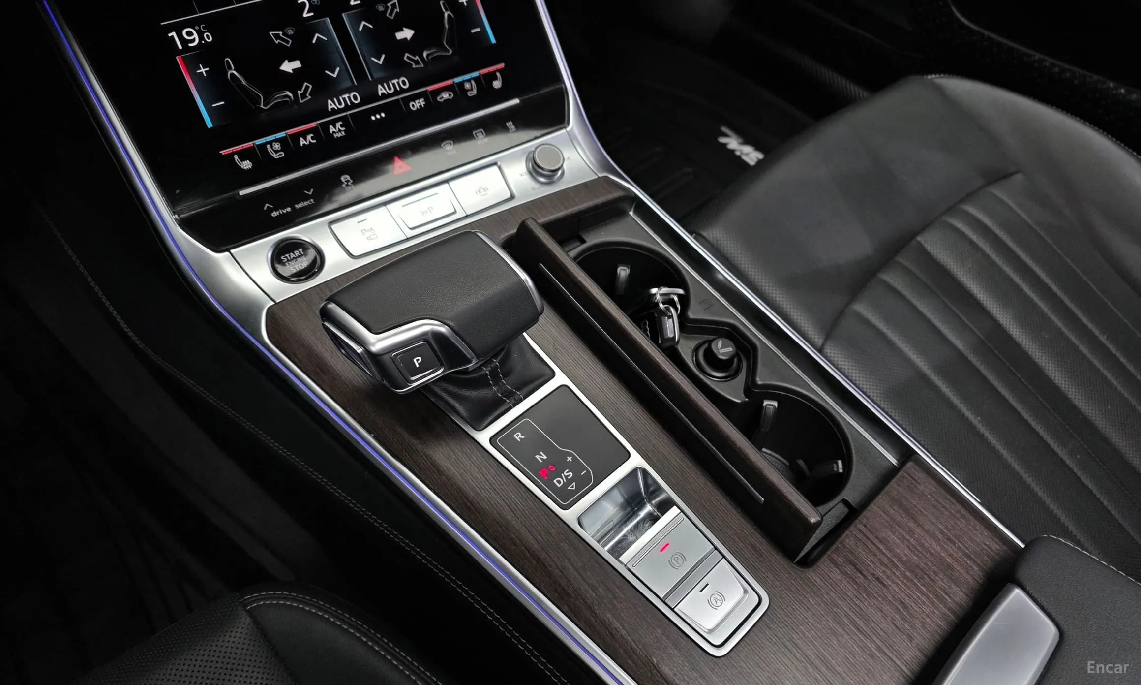 A6 (C8)