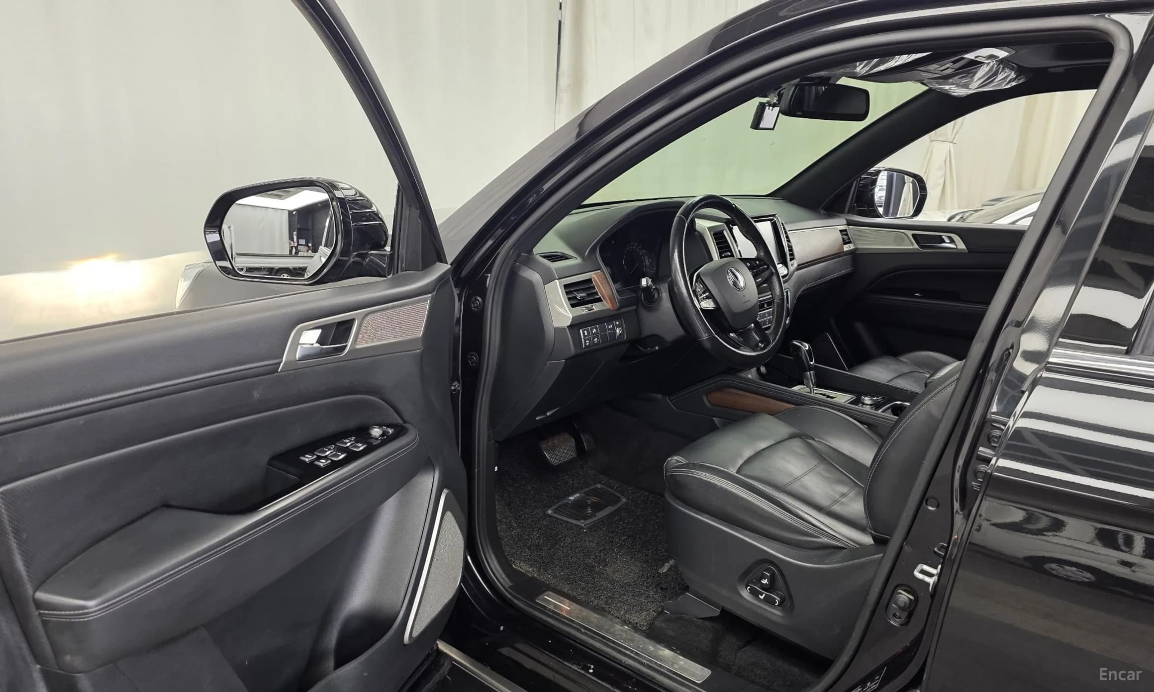 G4 Rexton
