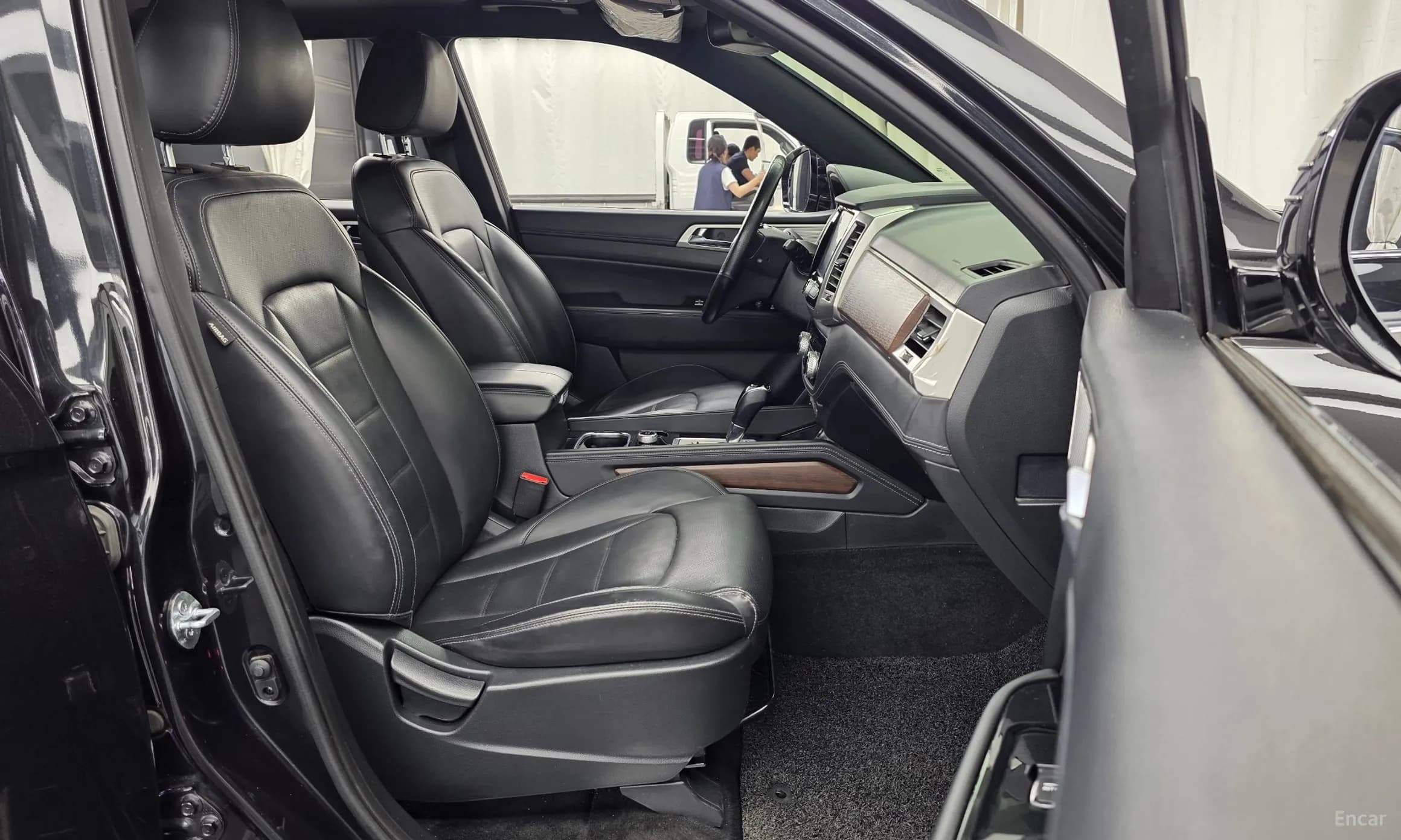 G4 Rexton