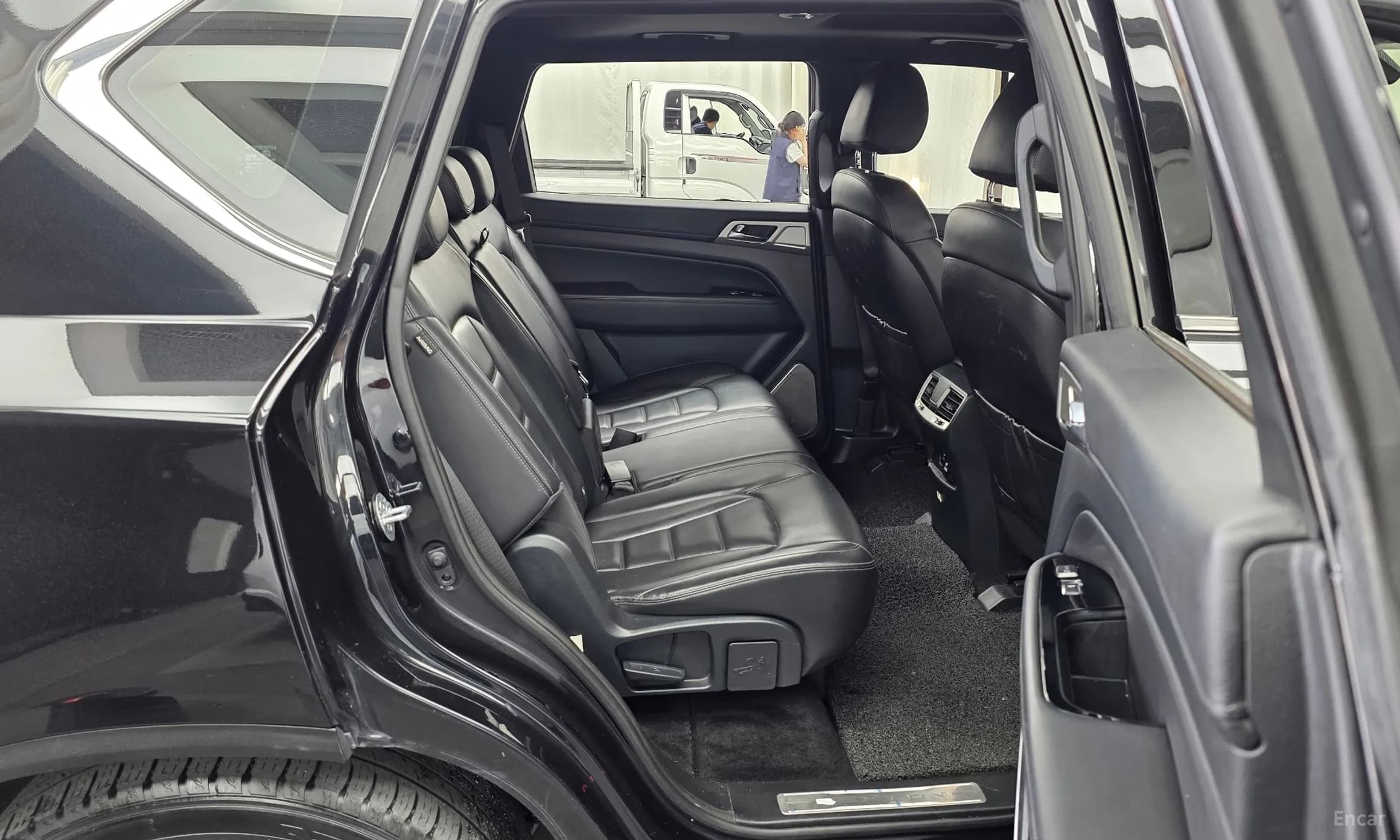 G4 Rexton