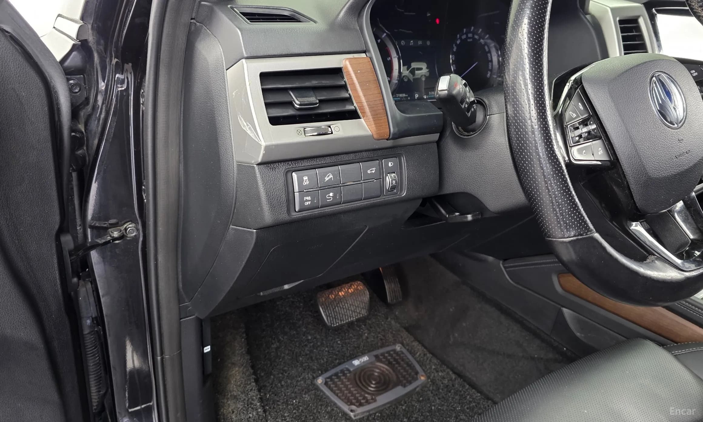 G4 Rexton