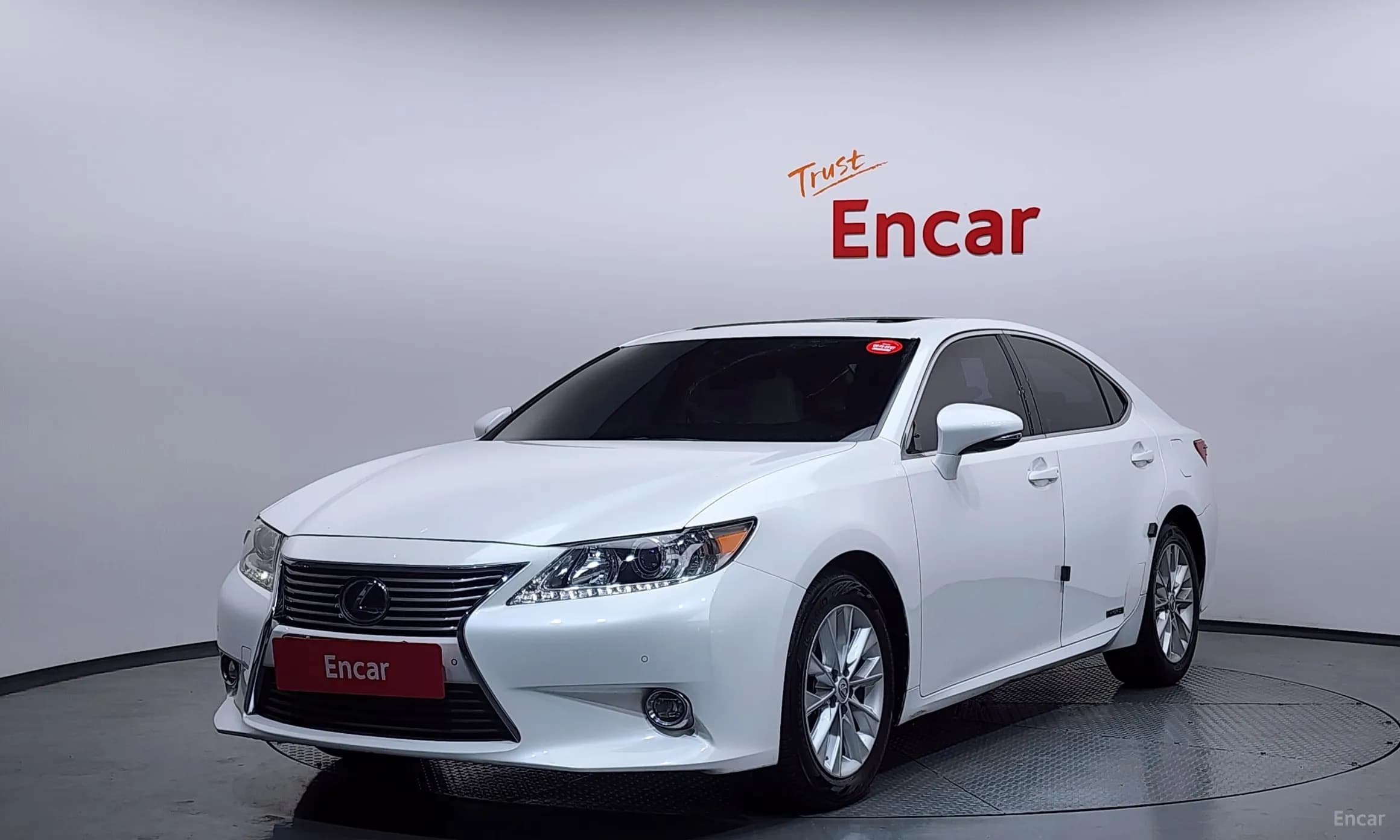 New ES300h
