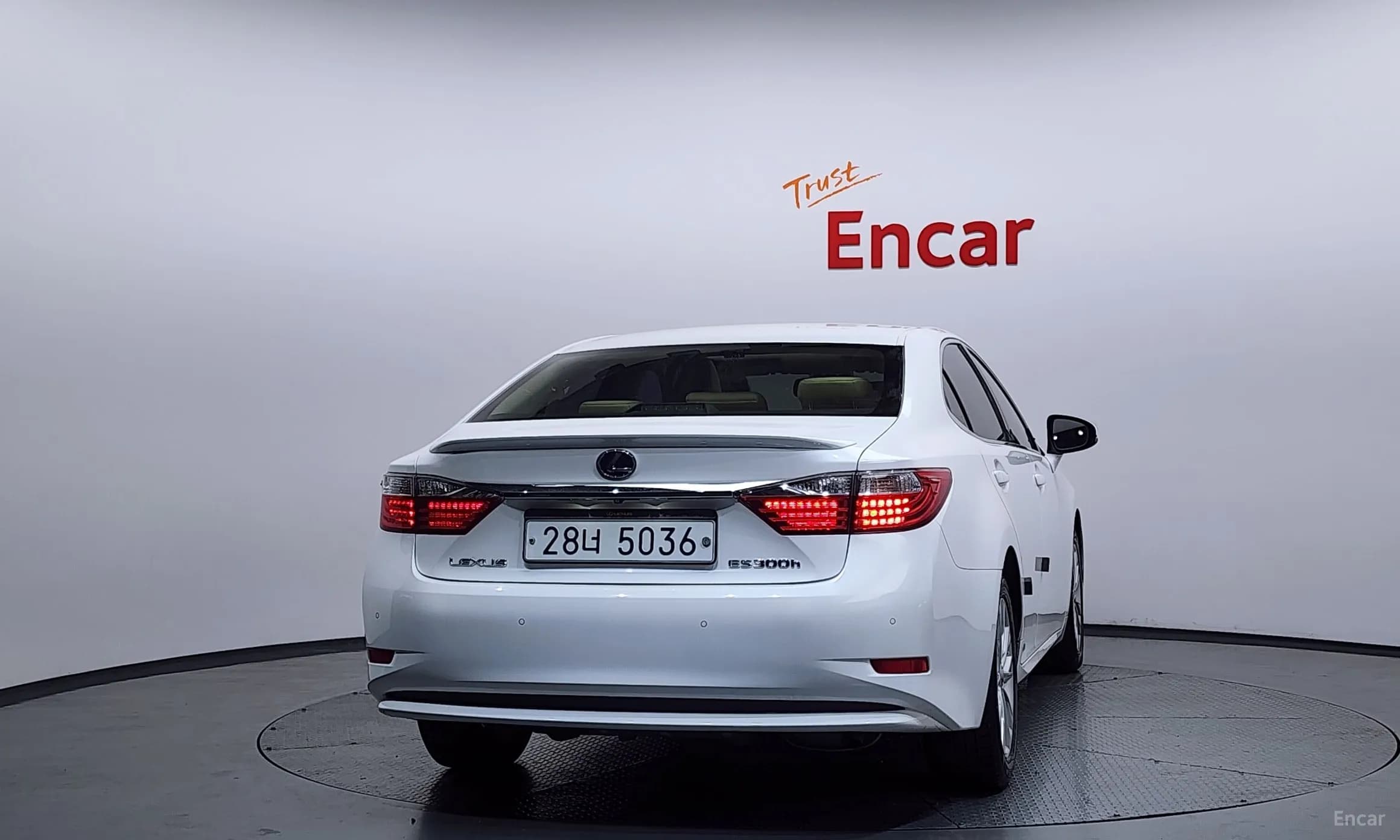 New ES300h