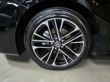 Camry (XV80)