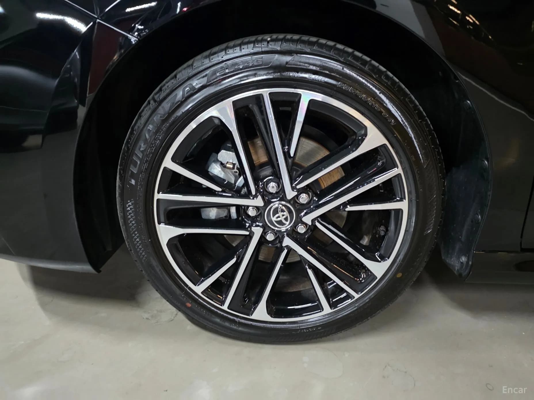 Camry (XV80)