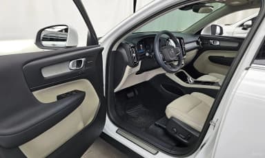 XC40
