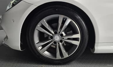 E-Class W212