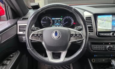Rexton Sports Khan