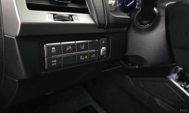 Rexton Sports Khan