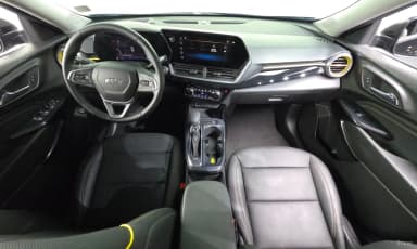 Trax Crossover