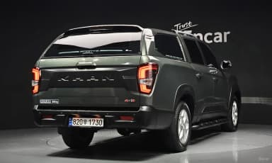 Rexton Sports Khan