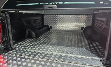 Rexton Sports Khan