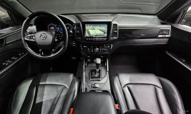 Rexton Sports Khan