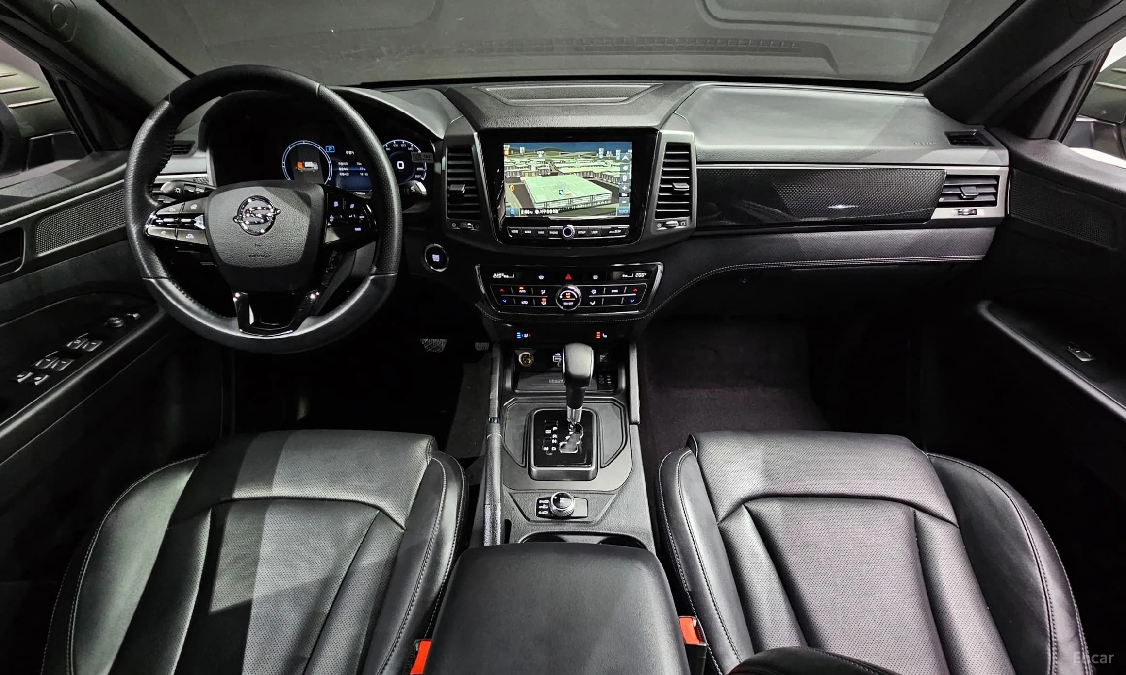 Rexton Sports Khan