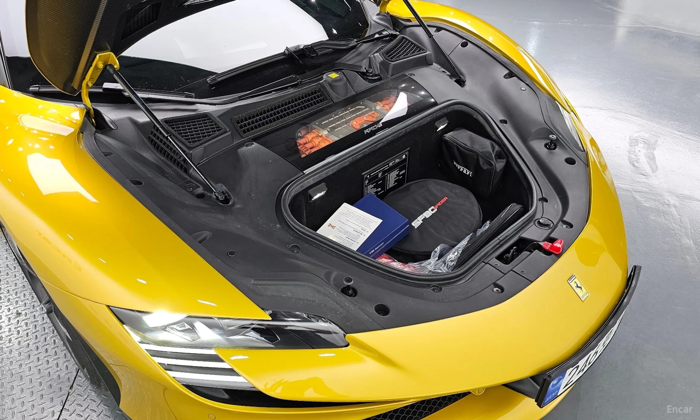 SF90 Spyder