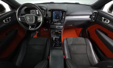 XC40