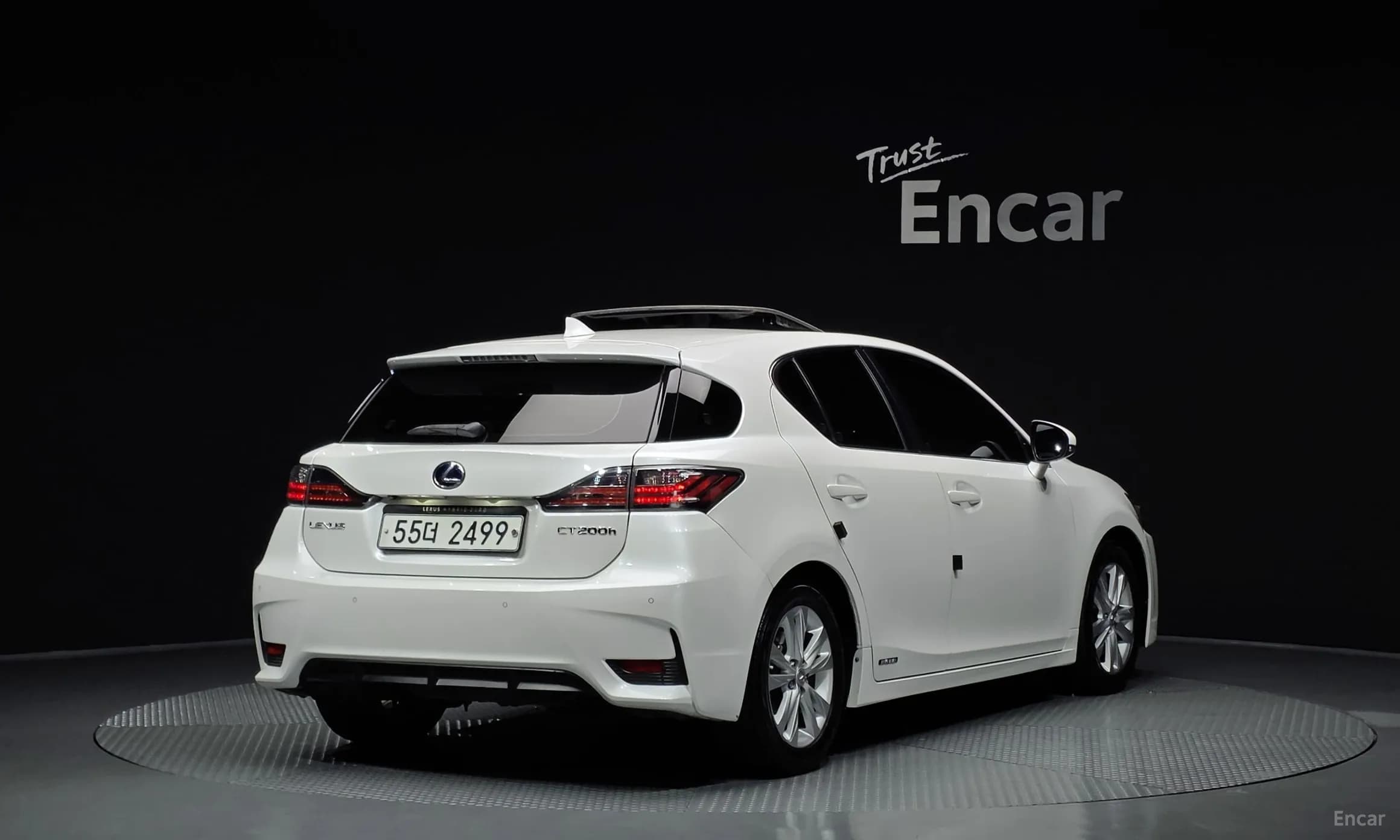 CT200h