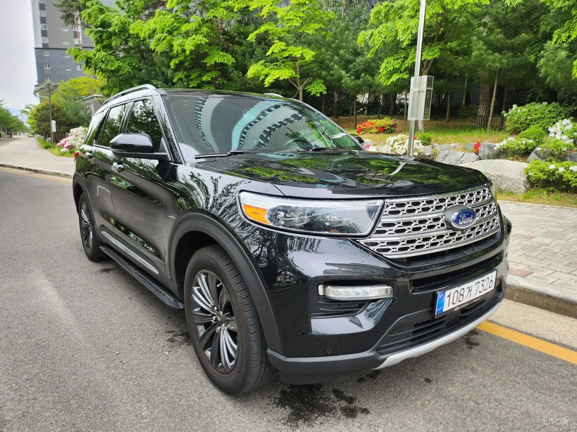 Explorer 6th Generation