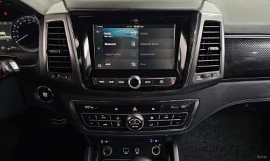 Rexton Sports Khan