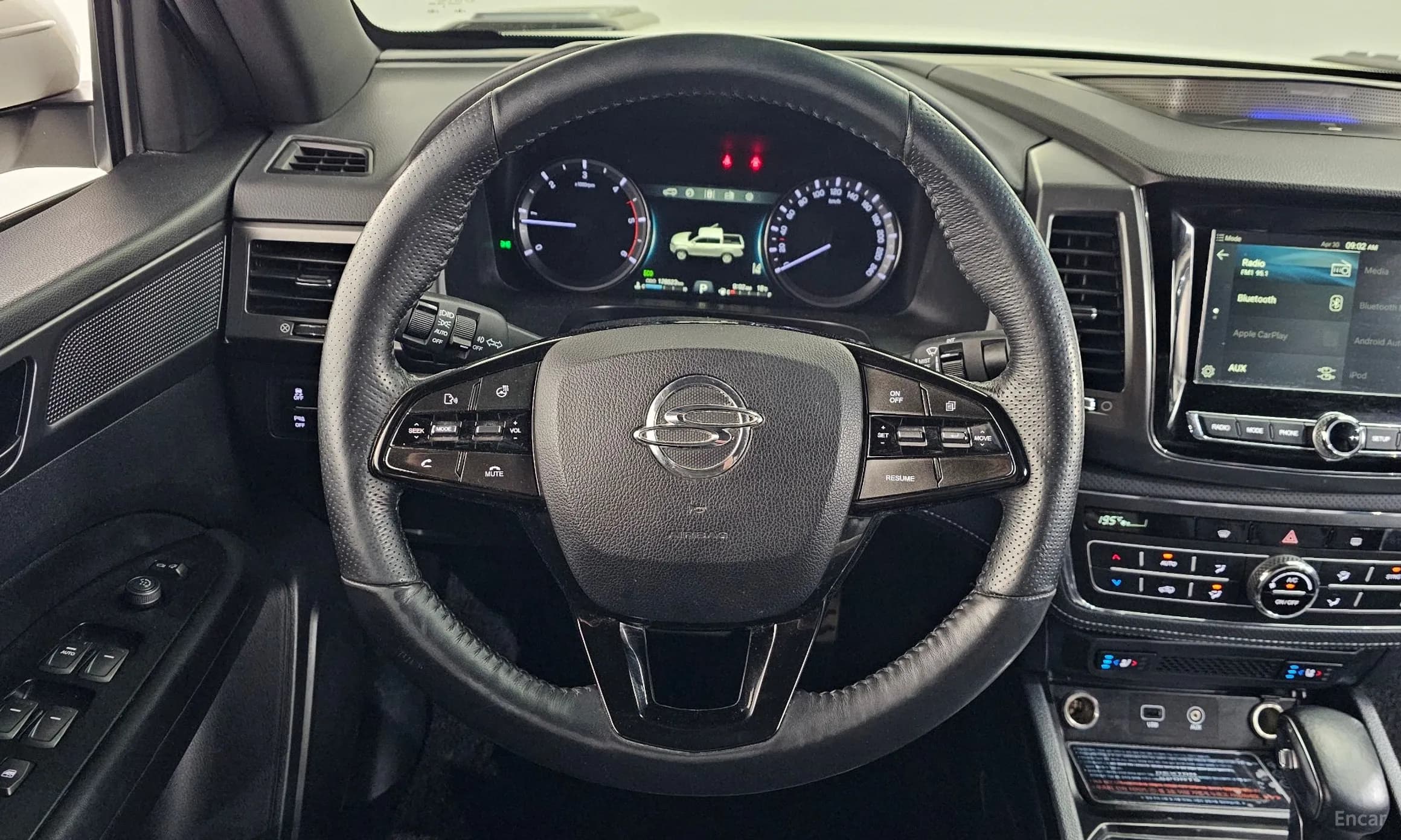 Rexton Sports Khan