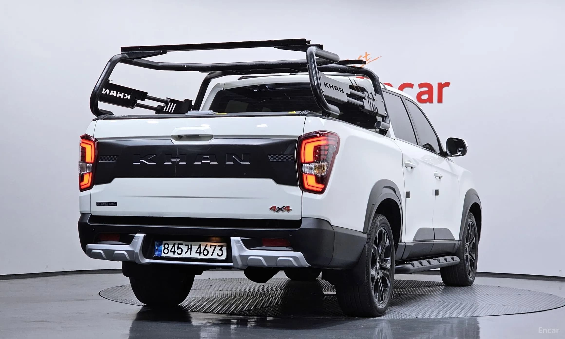 Rexton Sports Khan