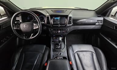 Rexton Sports Khan
