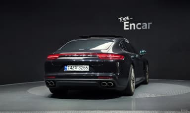 Panamera (971)