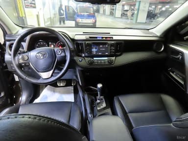 RAV4
