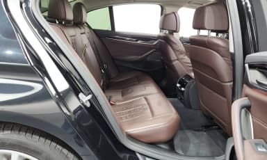 5 Series (G30)
