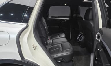New Cayenne