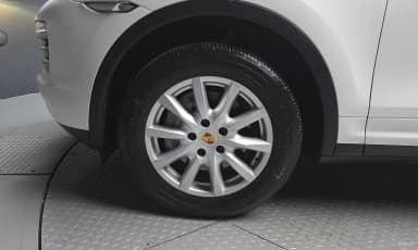 New Cayenne