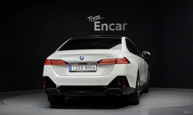 5 Series (G60)
