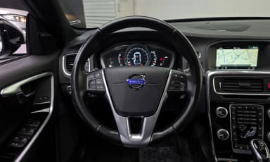 V60 Cross Country