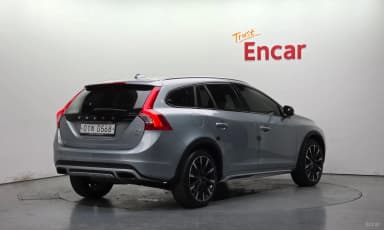 V60 Cross Country