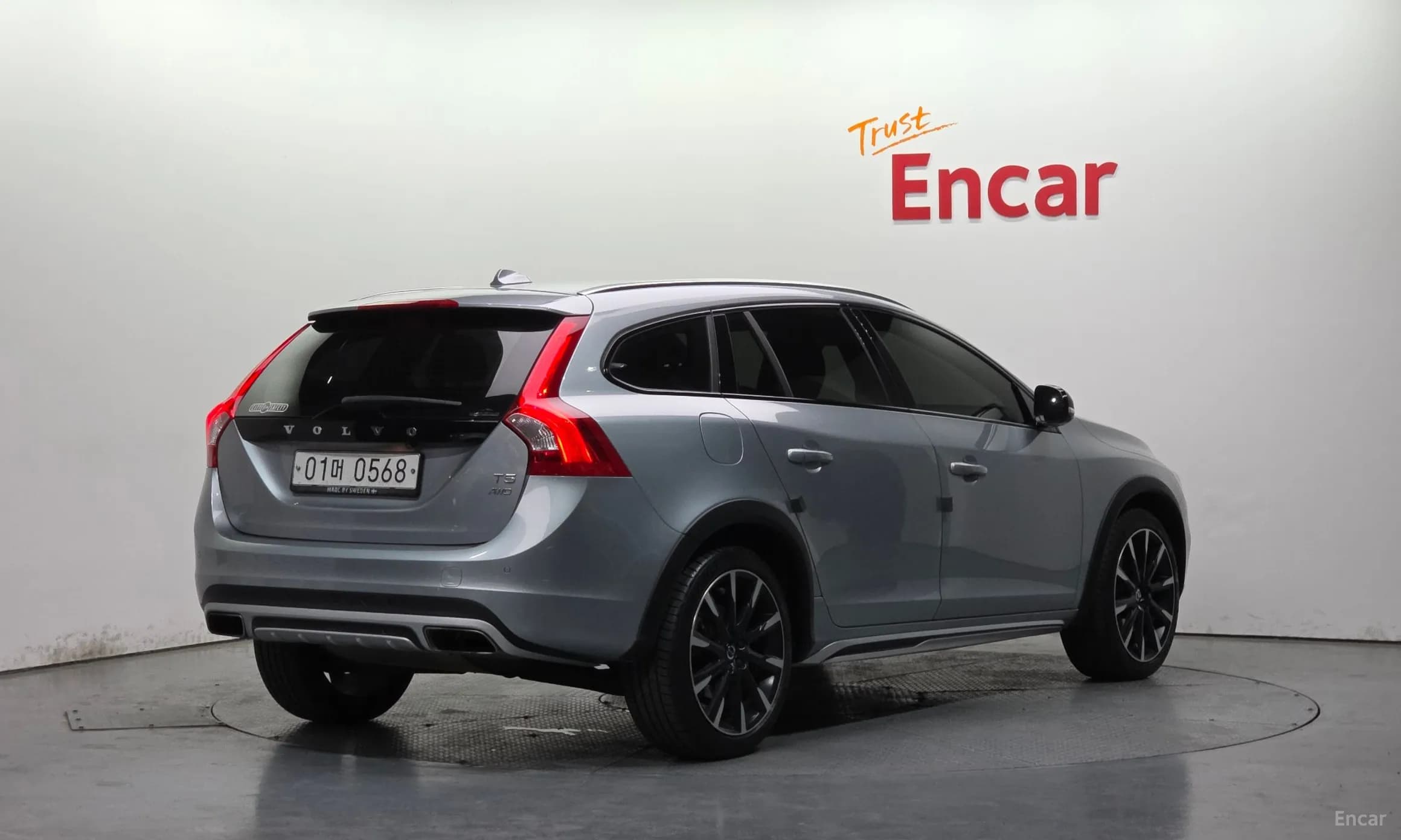 V60 Cross Country