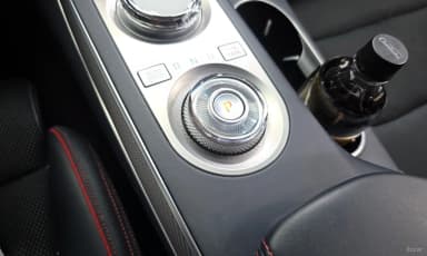 GV70
