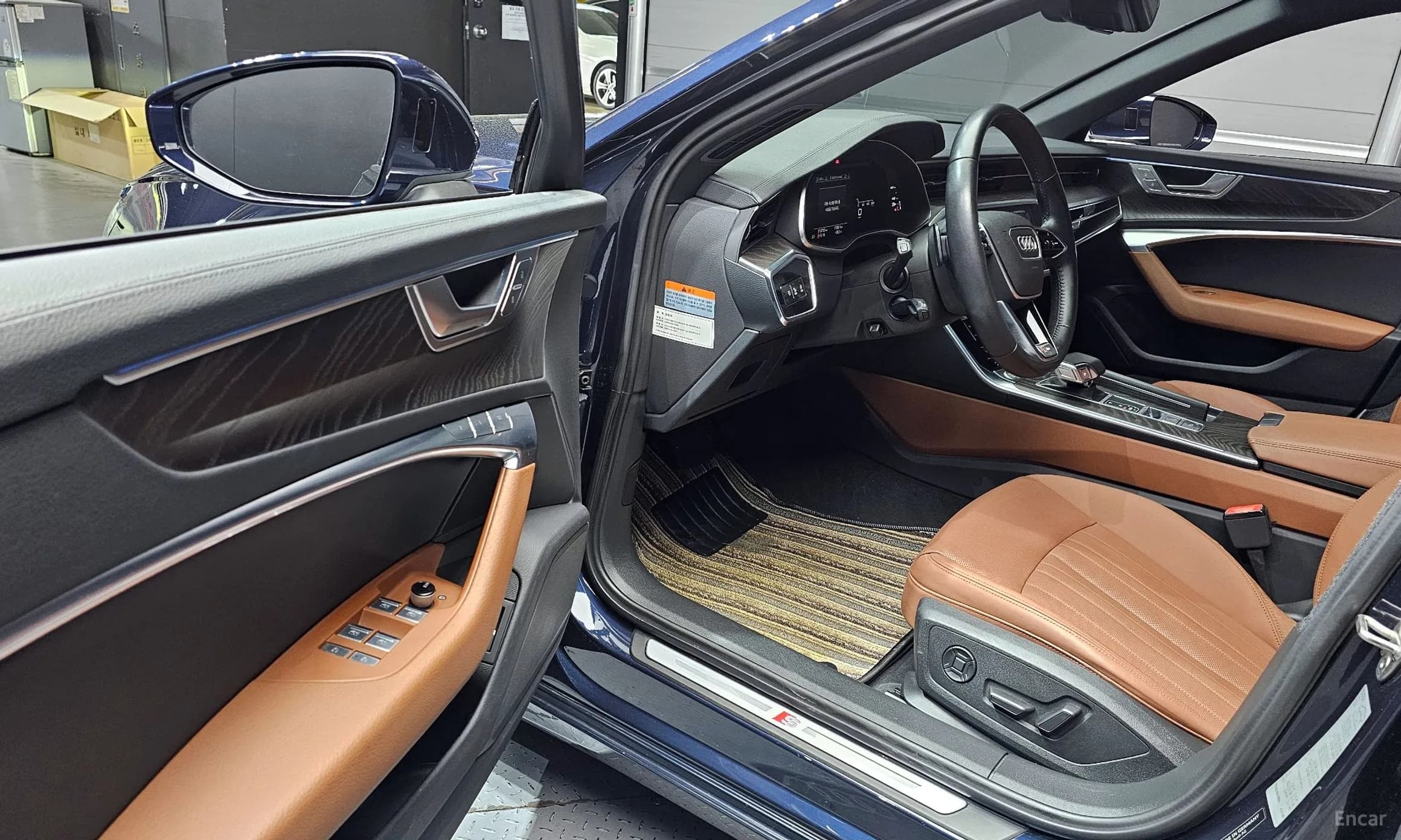 A6 (C8)