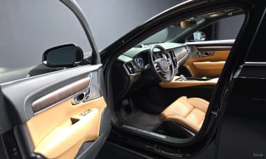 S90