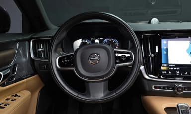 S90