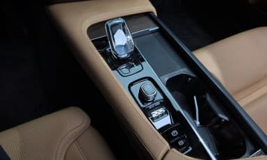 S90