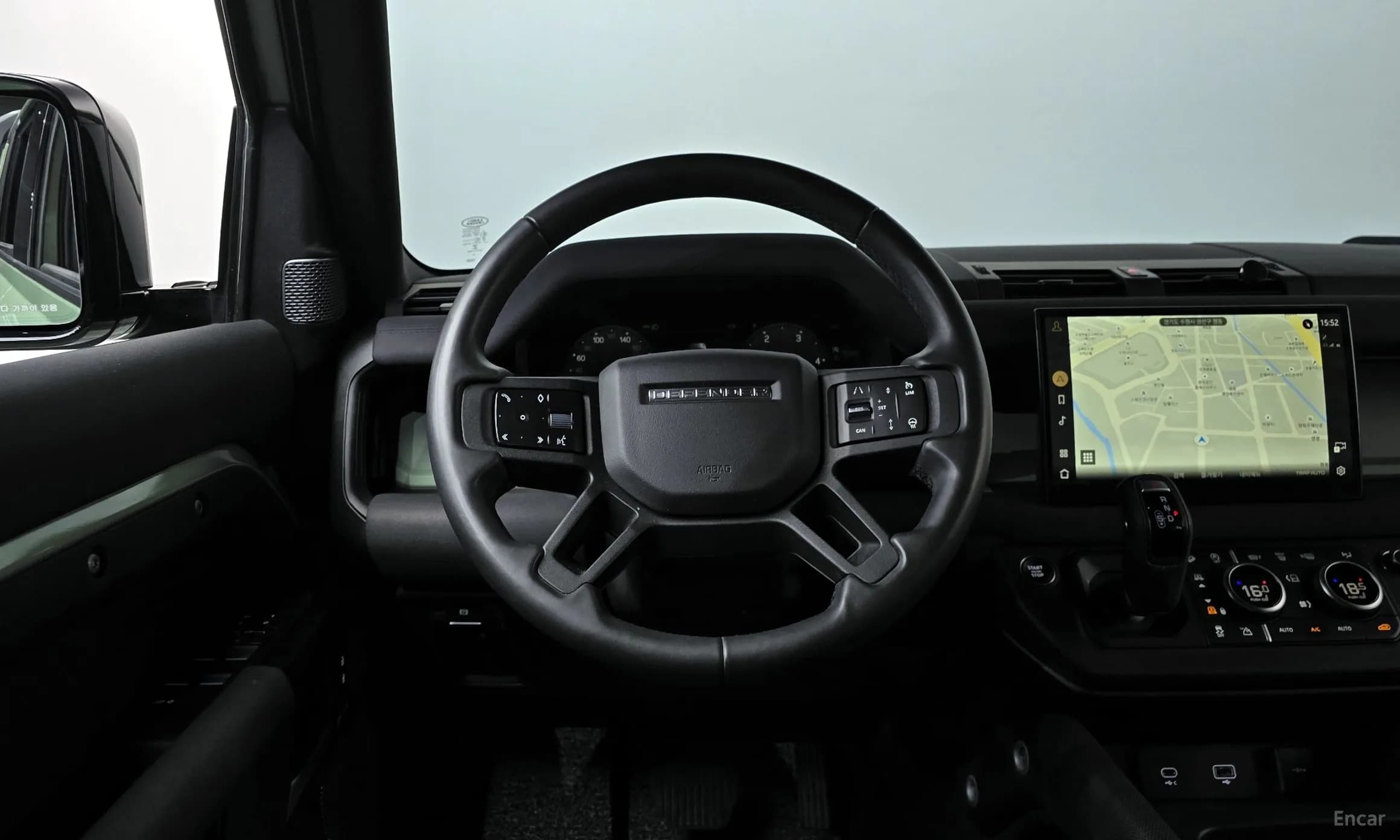Defender (L663)