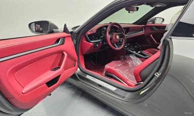 911 (992)